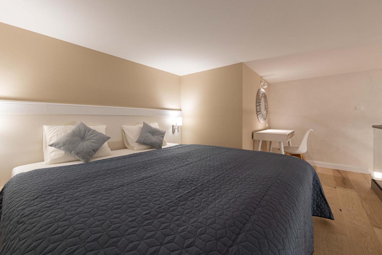 Ozone One Apartment บูดาเปสต์ ภายนอก รูปภาพ