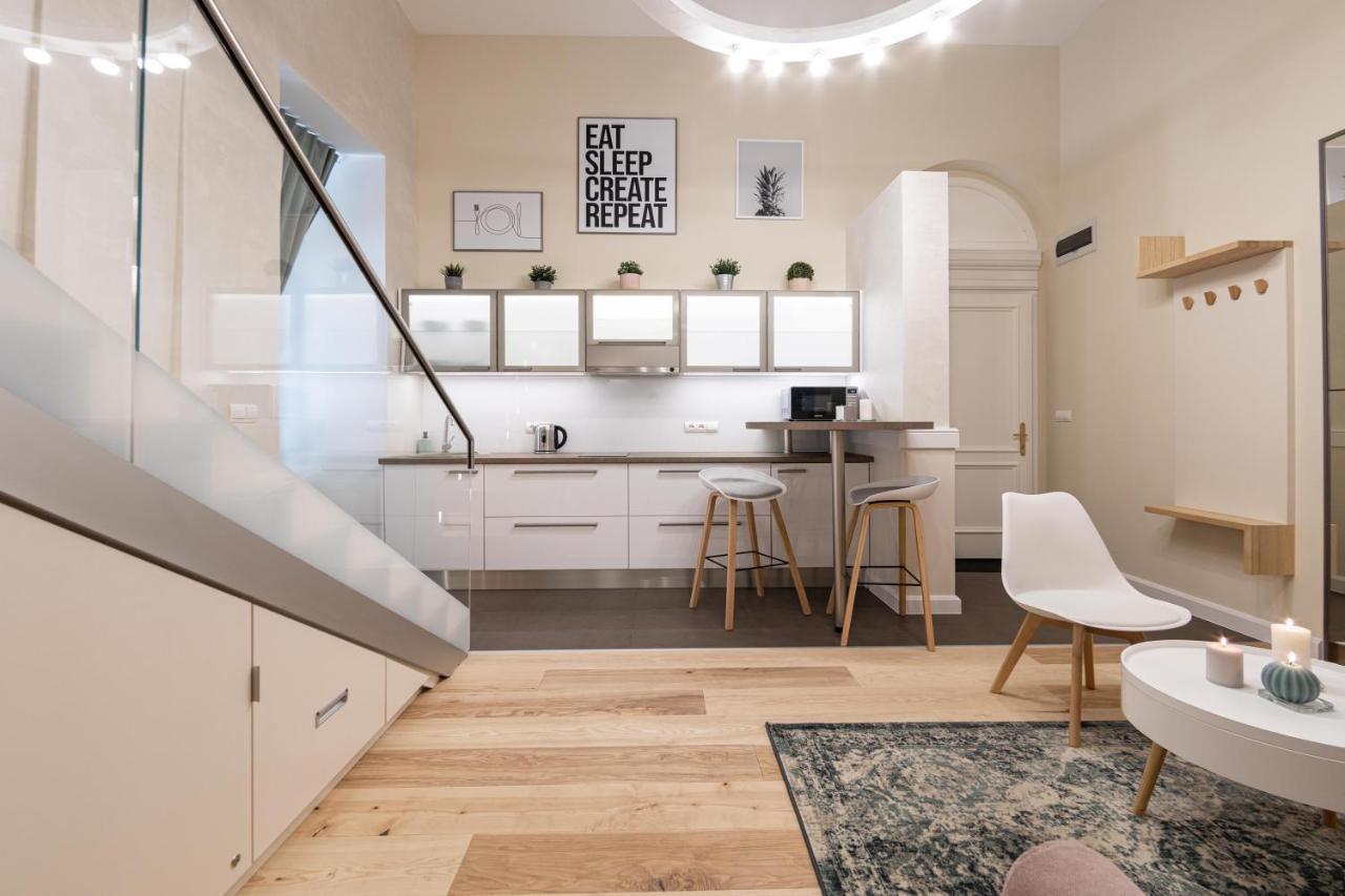 Ozone One Apartment บูดาเปสต์ ภายนอก รูปภาพ