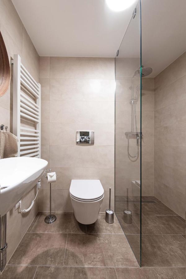 Ozone One Apartment บูดาเปสต์ ภายนอก รูปภาพ
