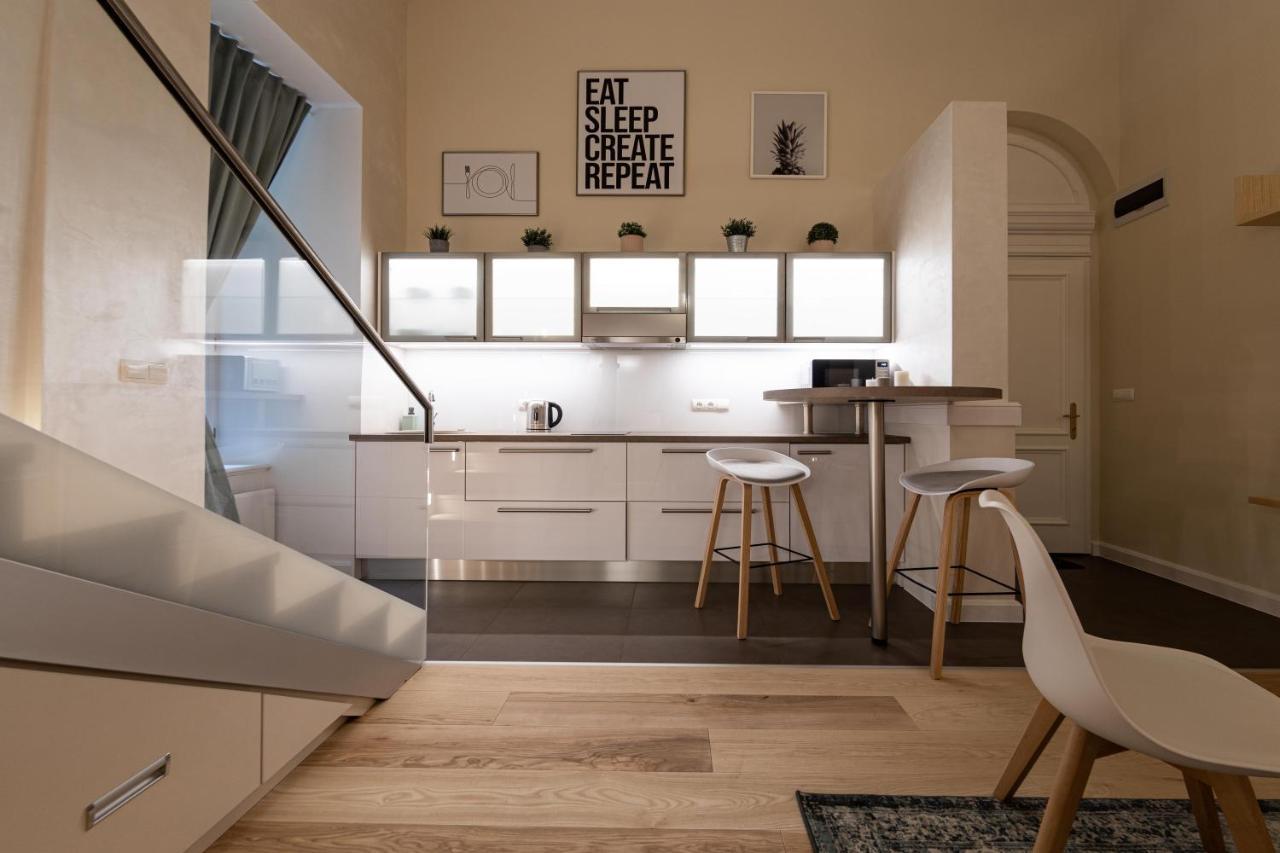Ozone One Apartment บูดาเปสต์ ภายนอก รูปภาพ